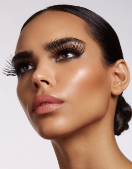 EYE LASHES-羽毛睫毛人像