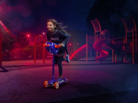 Super Heroic x Nerf系列的广告图片