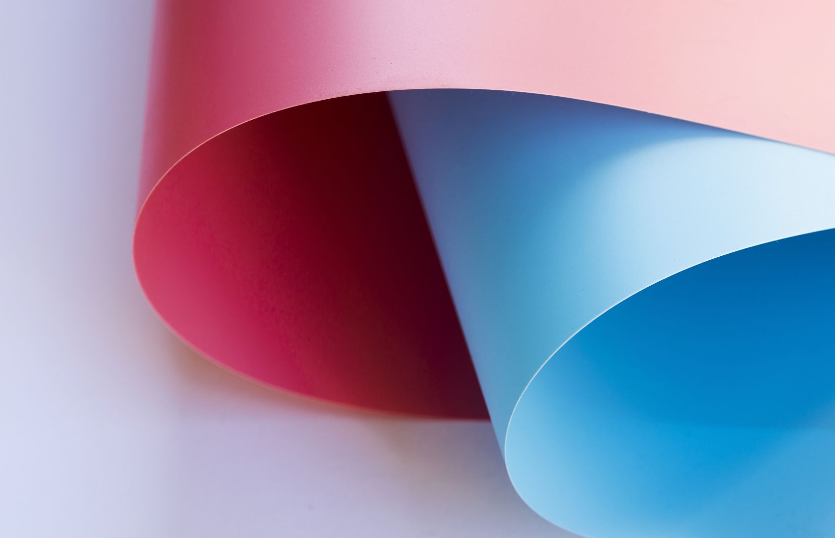 红蓝折叠卷纸图片