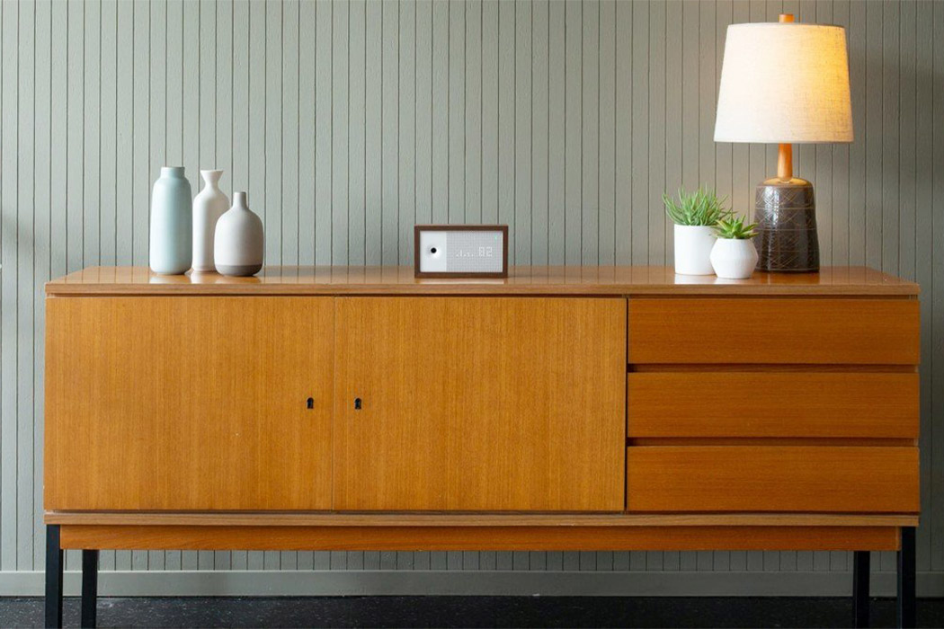 可追踪5个因素并建议对健康进行更改的空气质量监测仪---酷图编号1312249