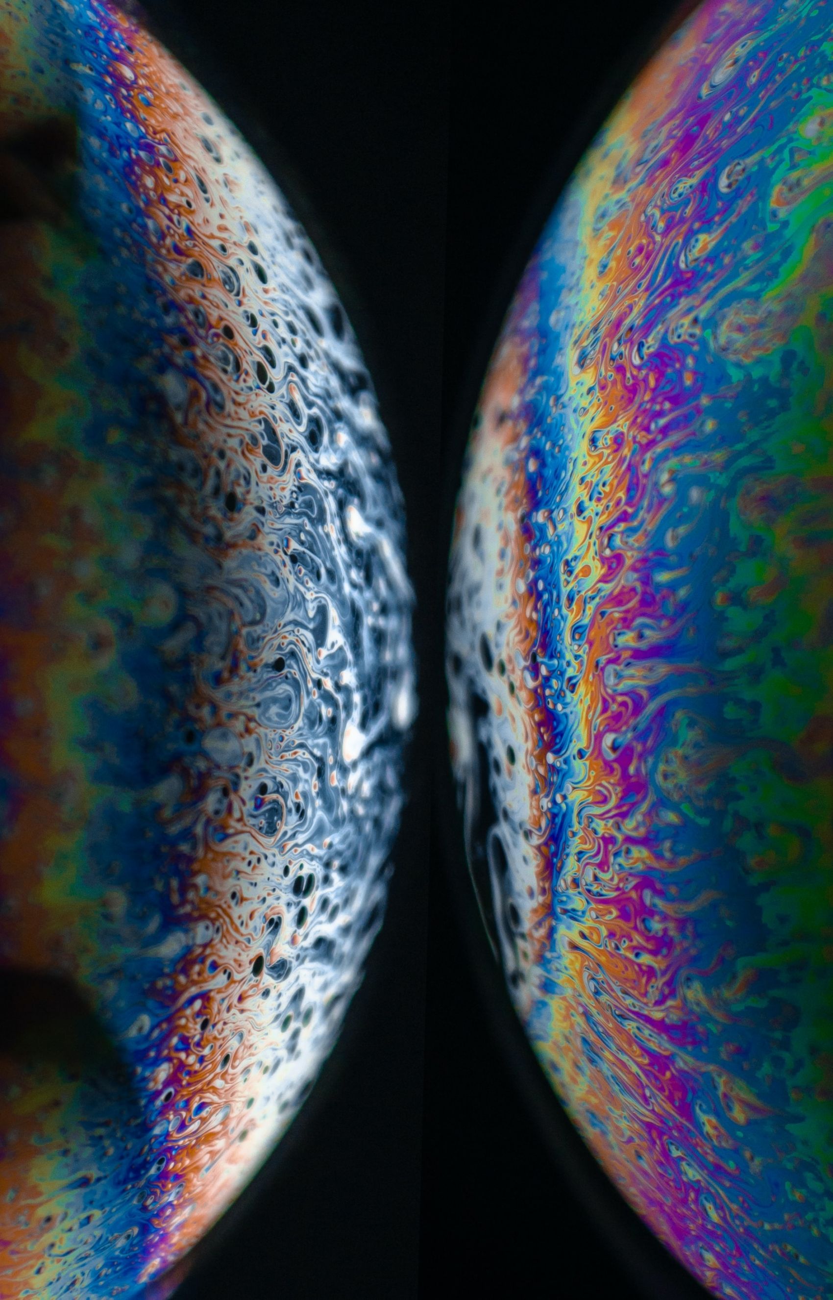 对称的彩色流畅液态地球壁纸图 欧莱凯设计网 08php Com