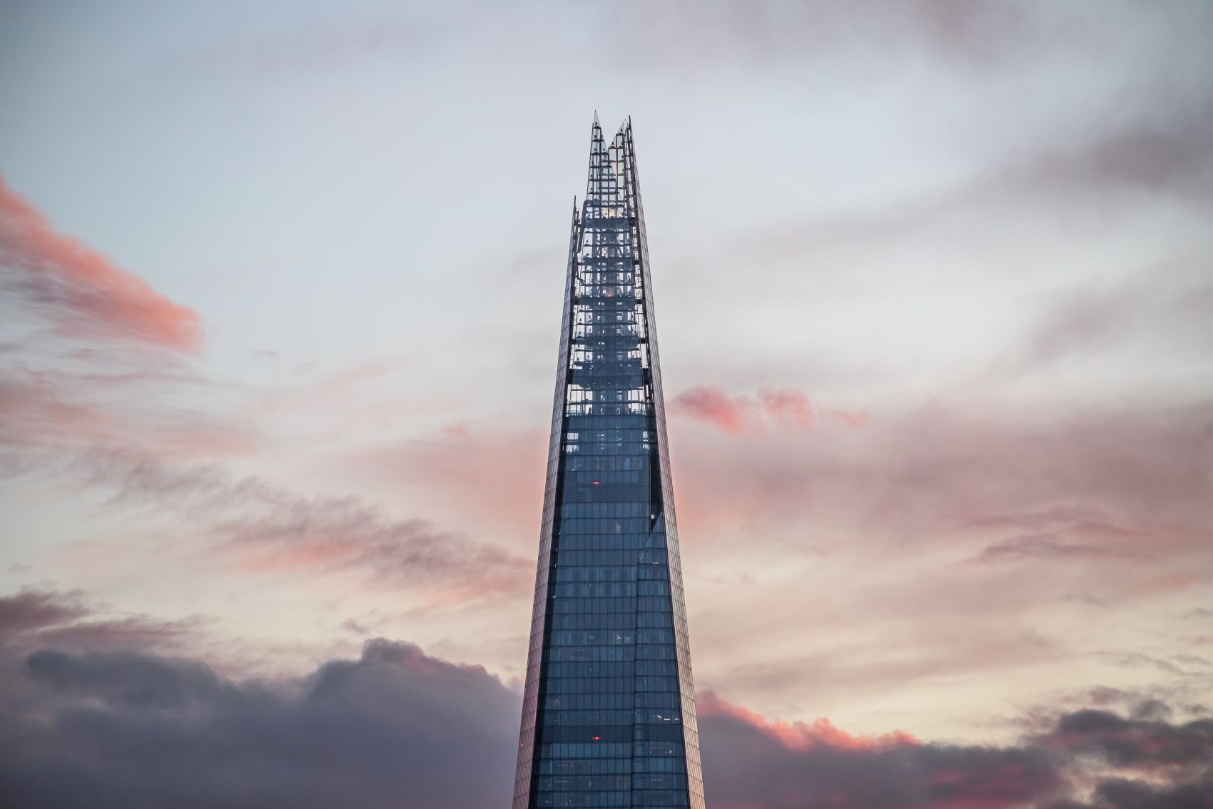 高塔建筑图图片