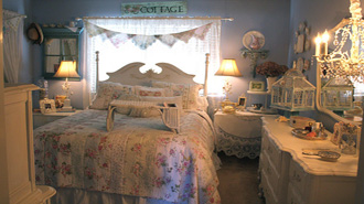 带有蓝色装饰的90平米以下单卧室公寓---酷图编号8