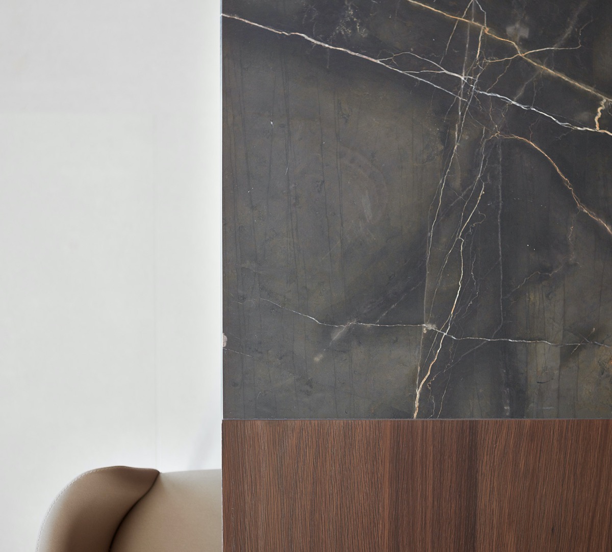 带庭院和游泳池的现代西班牙房屋---酷图编号8