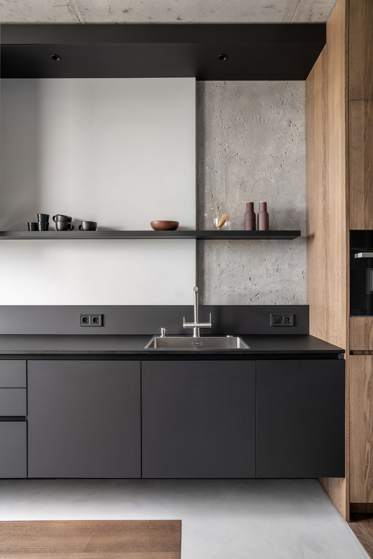 结合玻璃墙房间的混凝土单色内饰---酷图编号1324504