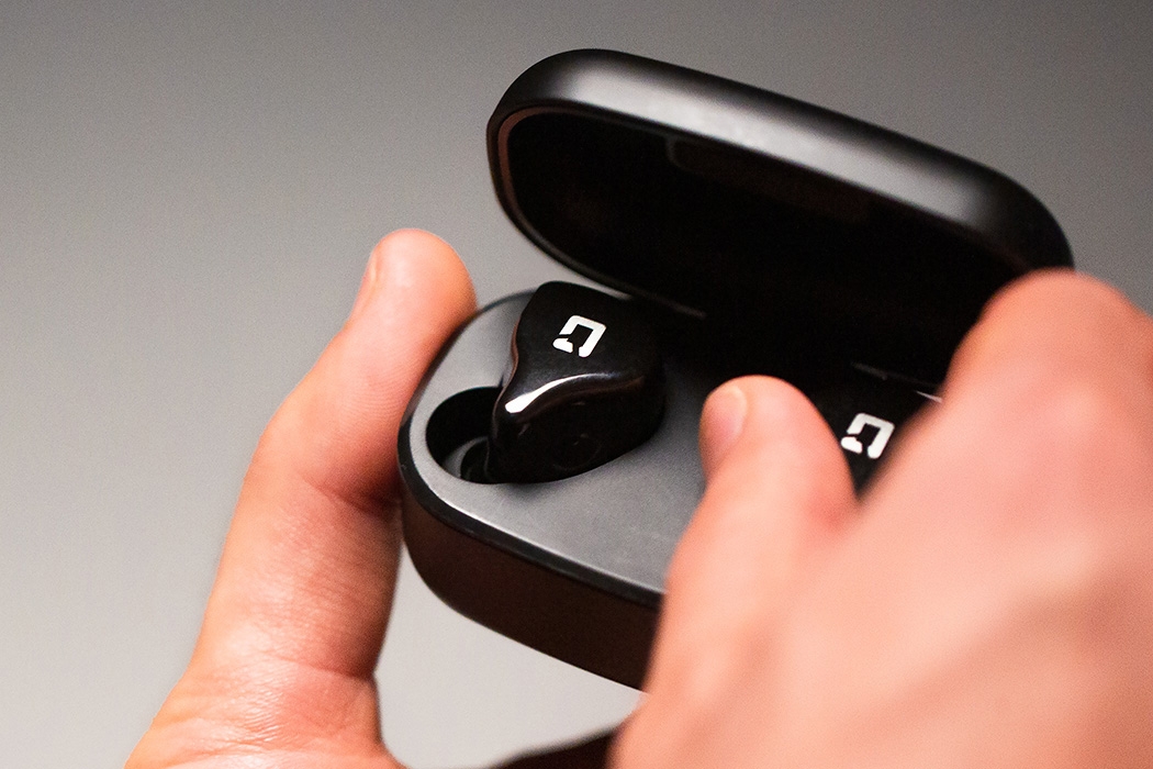 旨在提供令人难以置信声音并完美贴合的3D打印TWS耳塞图片