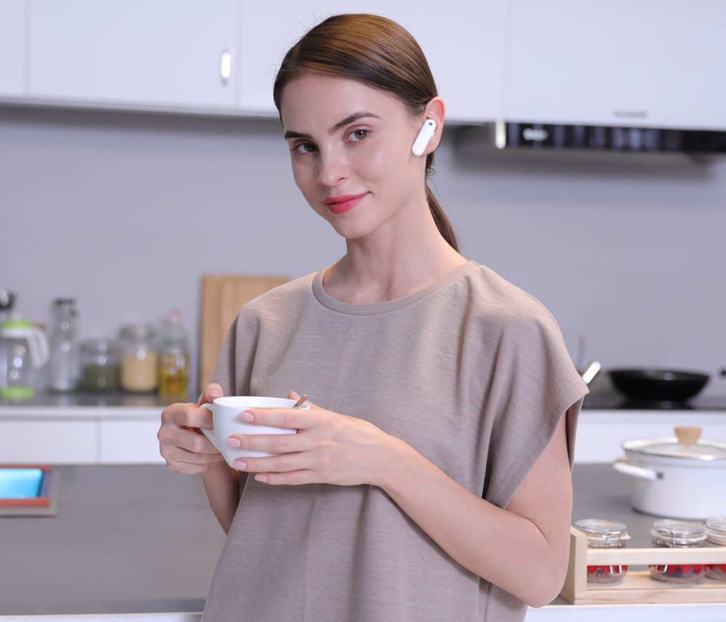 全球首个离线翻译耳塞可实时翻译多达40种语言和93种口音---酷图编号4