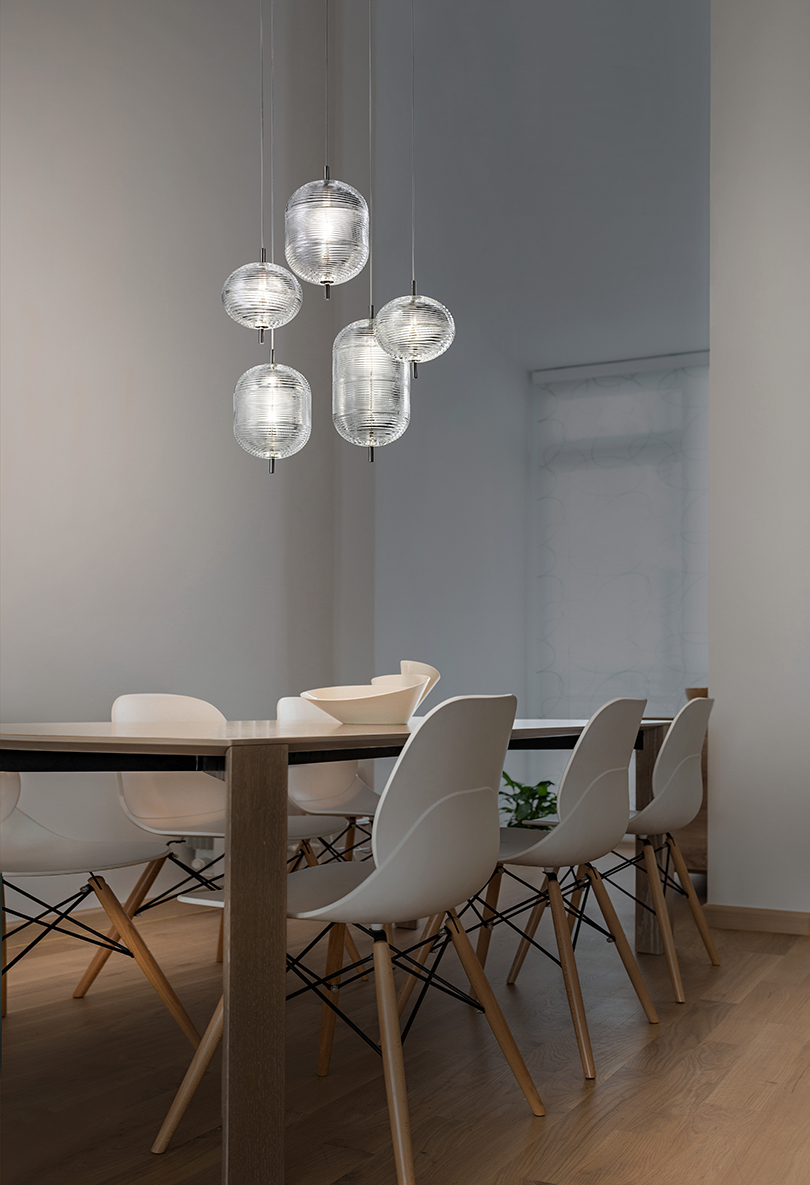 唤起了1960年代的水晶悬吊灯---酷图编号8