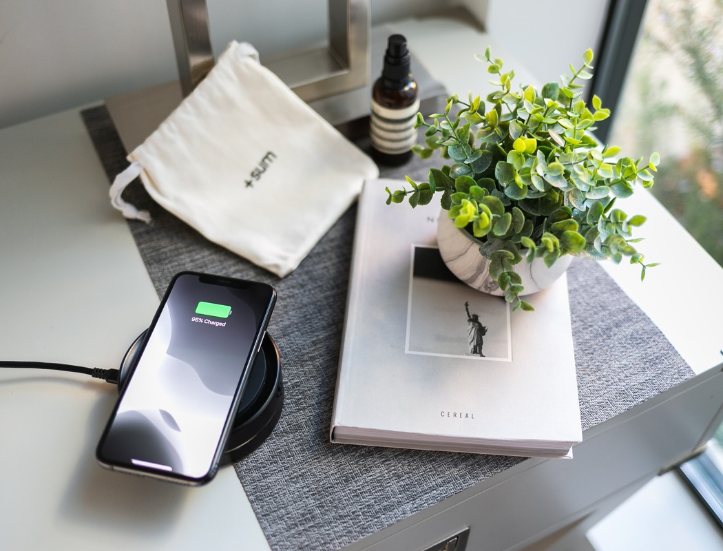 为您手机和心灵重新注入活力的便携式无线充电器---酷图编号15