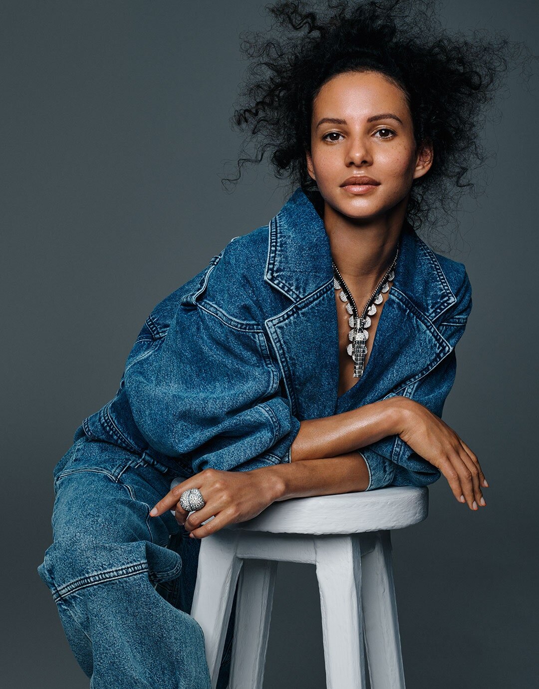 弗朗西斯卡?海沃德-名利场“珠宝秀”---酷图编号1