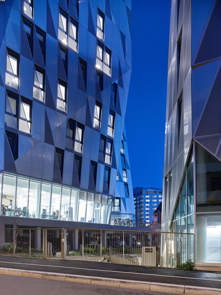 法国峡谷14000平米的三角菱形办公园区---酷图编号7