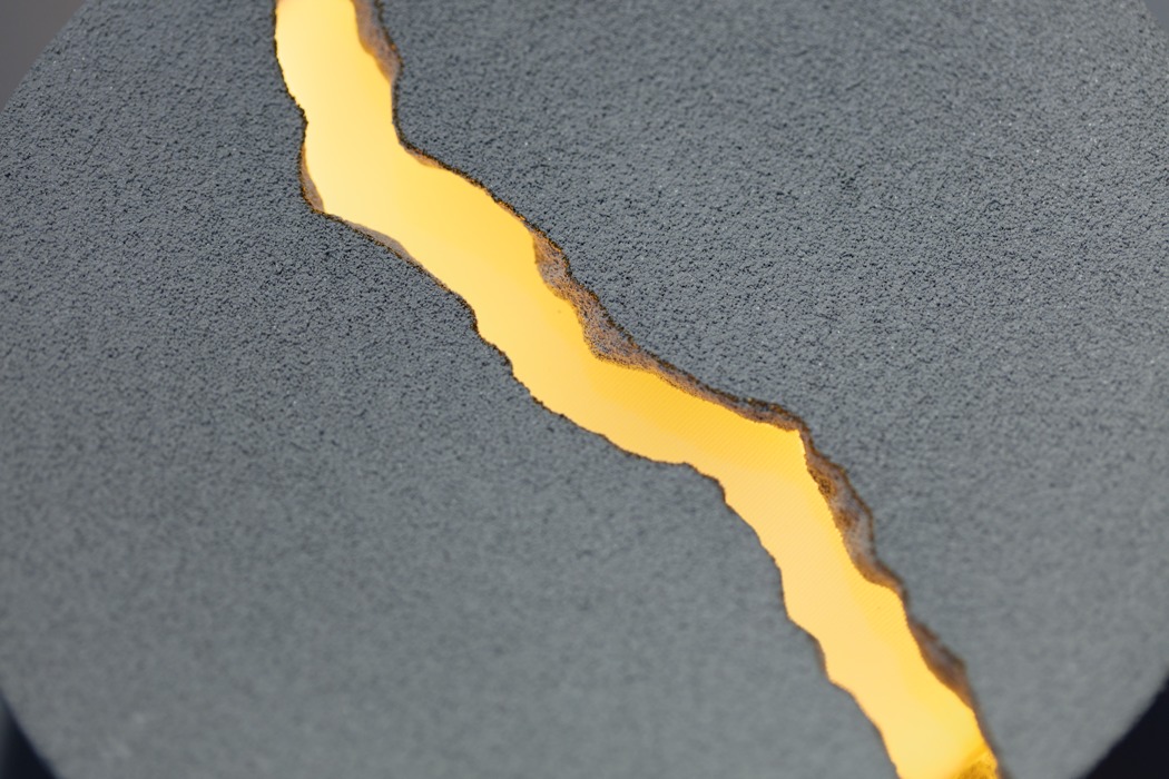 精美的扬声器灯-灵感源自破裂的碗,展现出完美的瑕疵---酷图编号6