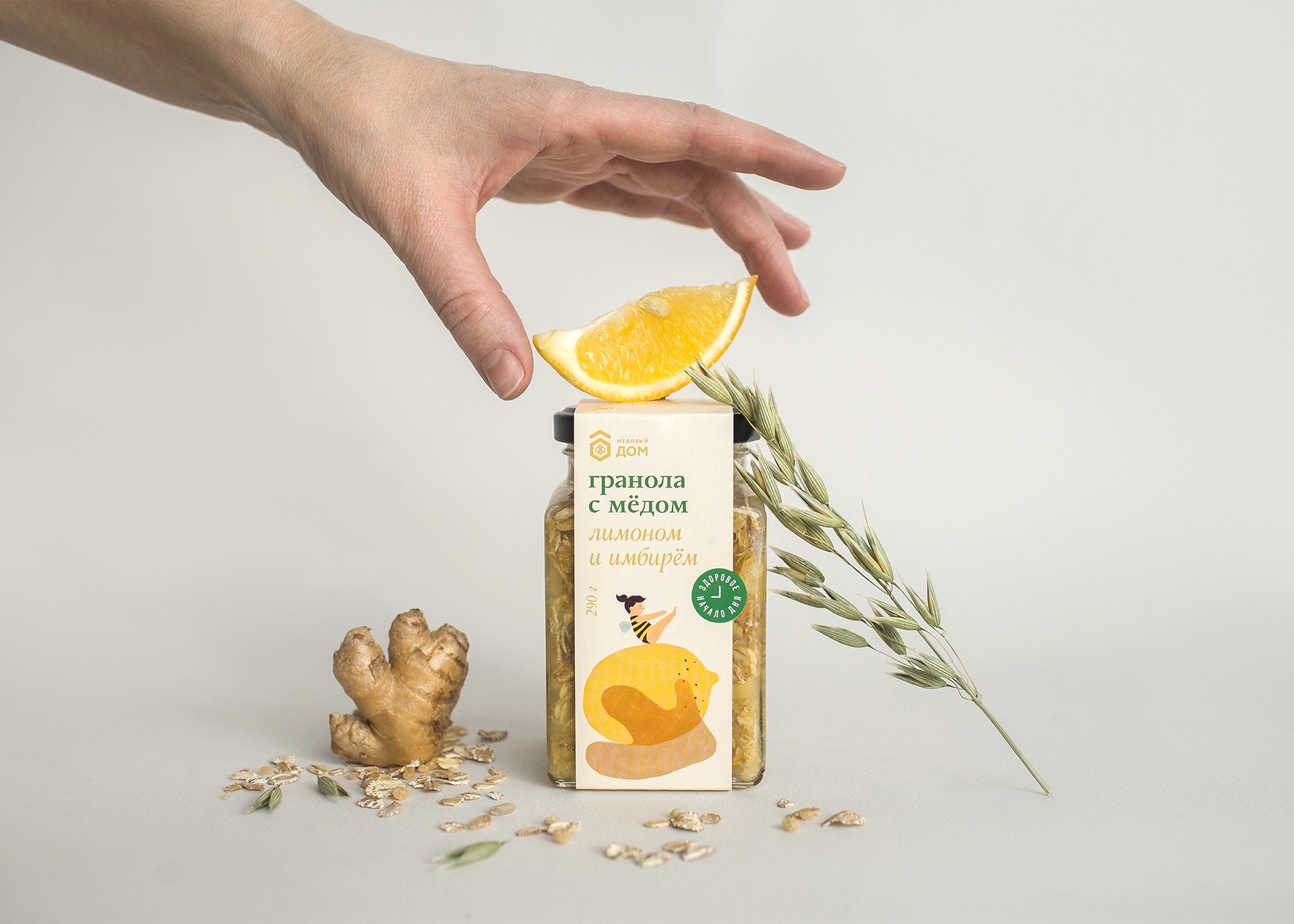 蜂蜜格兰诺拉麦片图片