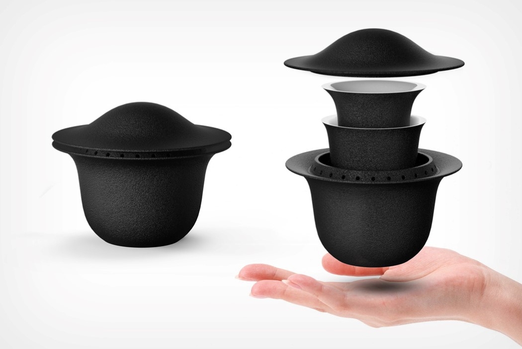 可让您无论身在何处都可以冲泡和饮用茶的便携式水壶图片