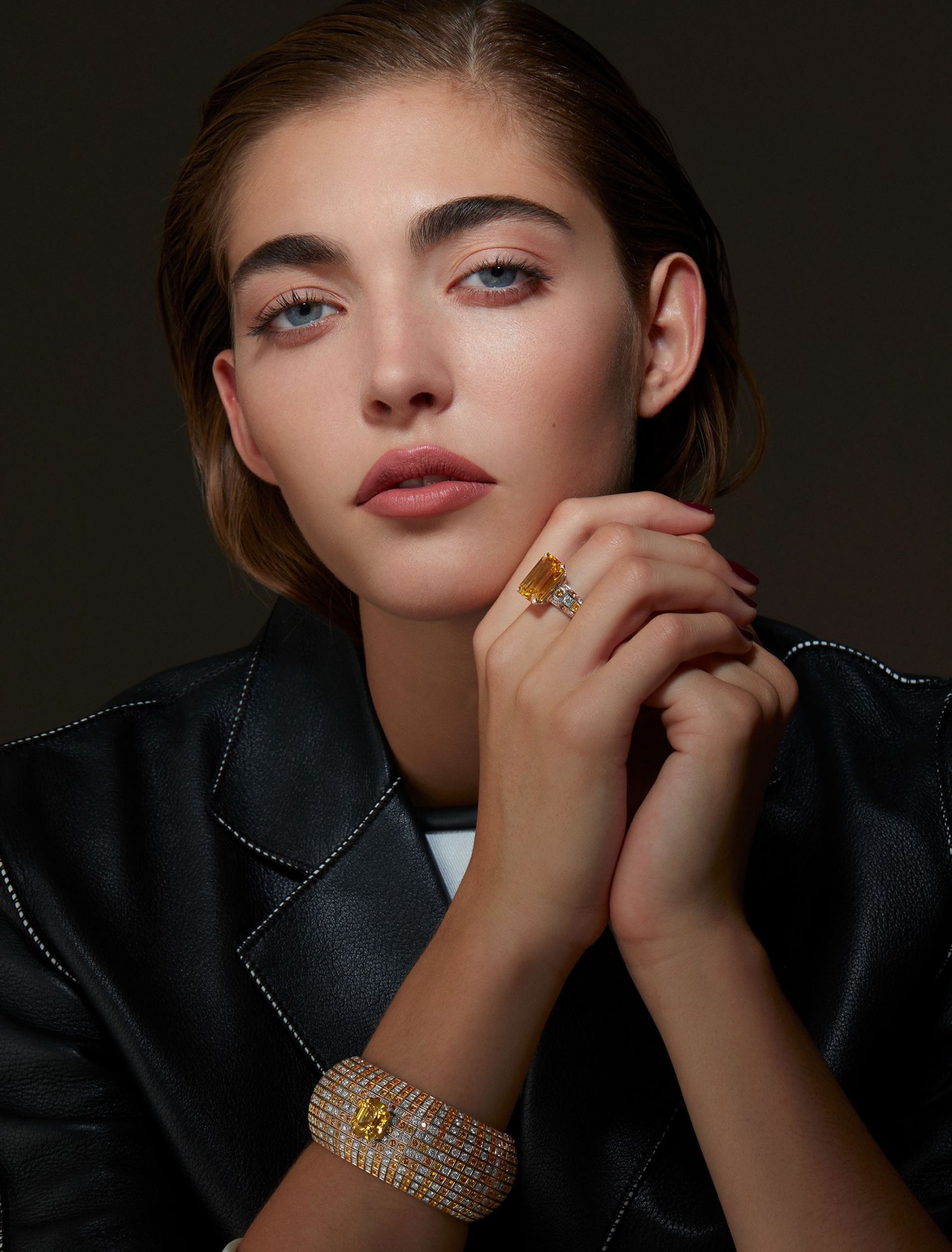 路易威登珠宝人像封面大图