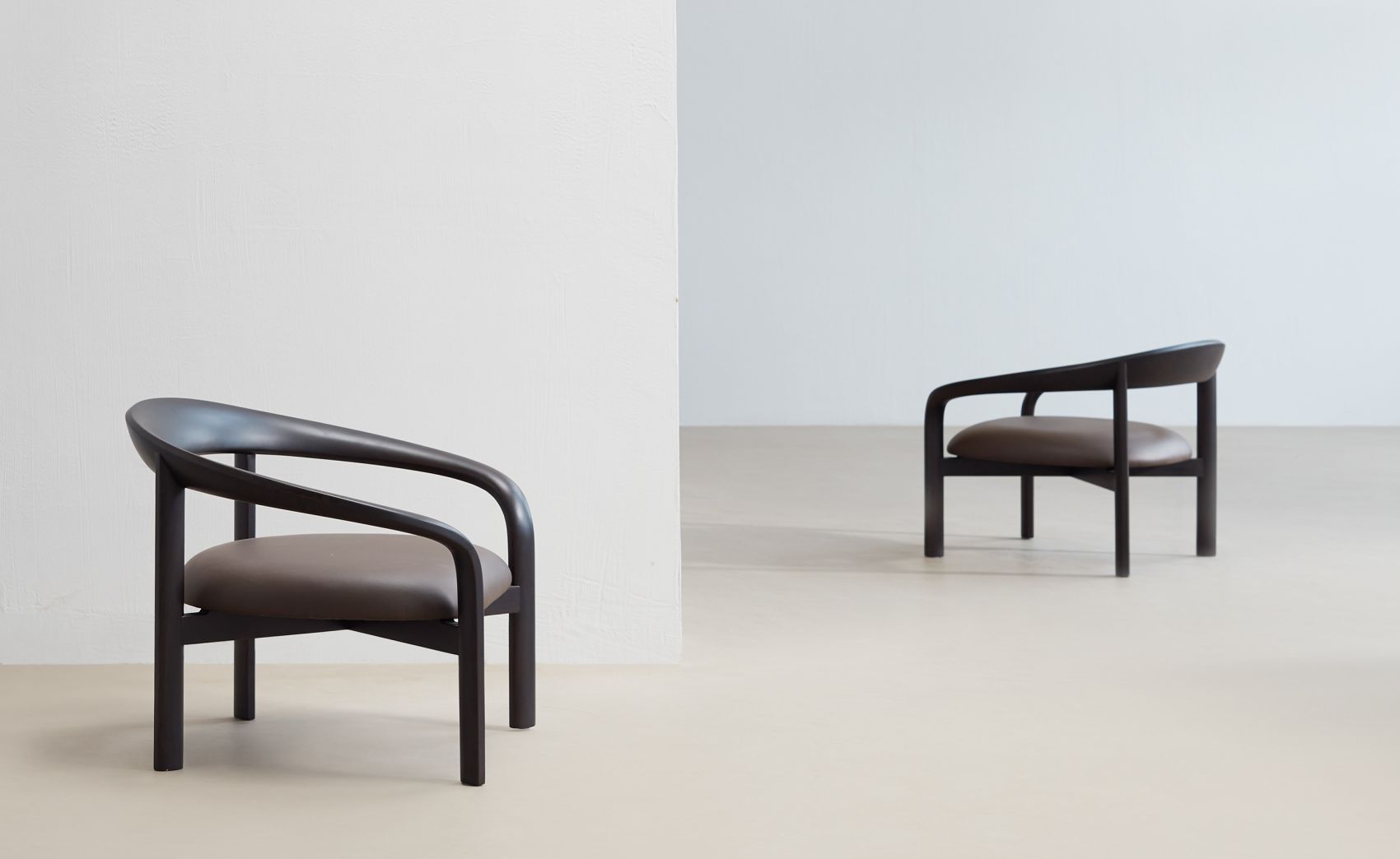 YUAN木质扶手椅图片