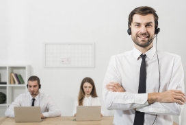 欧美男性客服商务图