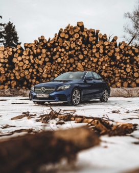 梅赛德斯奔驰-C300汽车