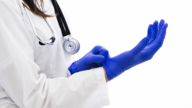 戴蓝色手套的医生大夫