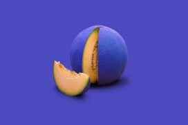 被切开的蓝色哈密瓜