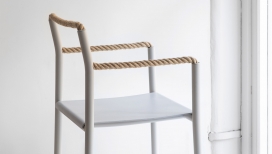 Bouroullec兄弟使用一根连续的绳子设计的椅子
