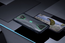 配备肩键和7英寸屏幕的Black Shark 3游戏智能手机