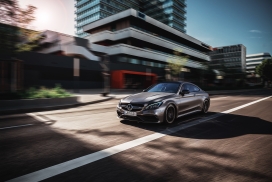 梅赛德斯奔驰CGi汽车