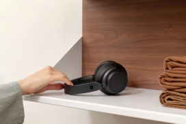 专为音乐以及Skype / Zoom会议而设计的微软“ Surface Headphones 2”头戴式耳机