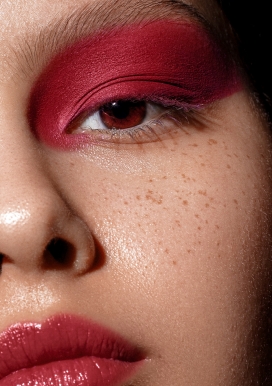 A dose of Colors-眼影彩妆