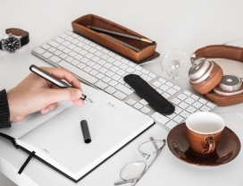 恢复了无敌永恒黑色钛金属和屡获殊荣的Stilform INK钢笔