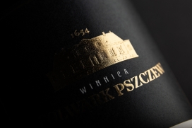 Folwark Pszczew葡萄酒包装设计