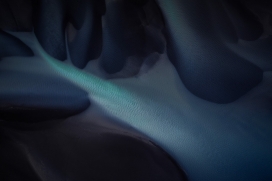 冰岛幽灵般的形状摄影图