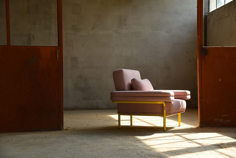 Adrenalia走向绿色的后现代LEO沙发系列---酷图编号1342285