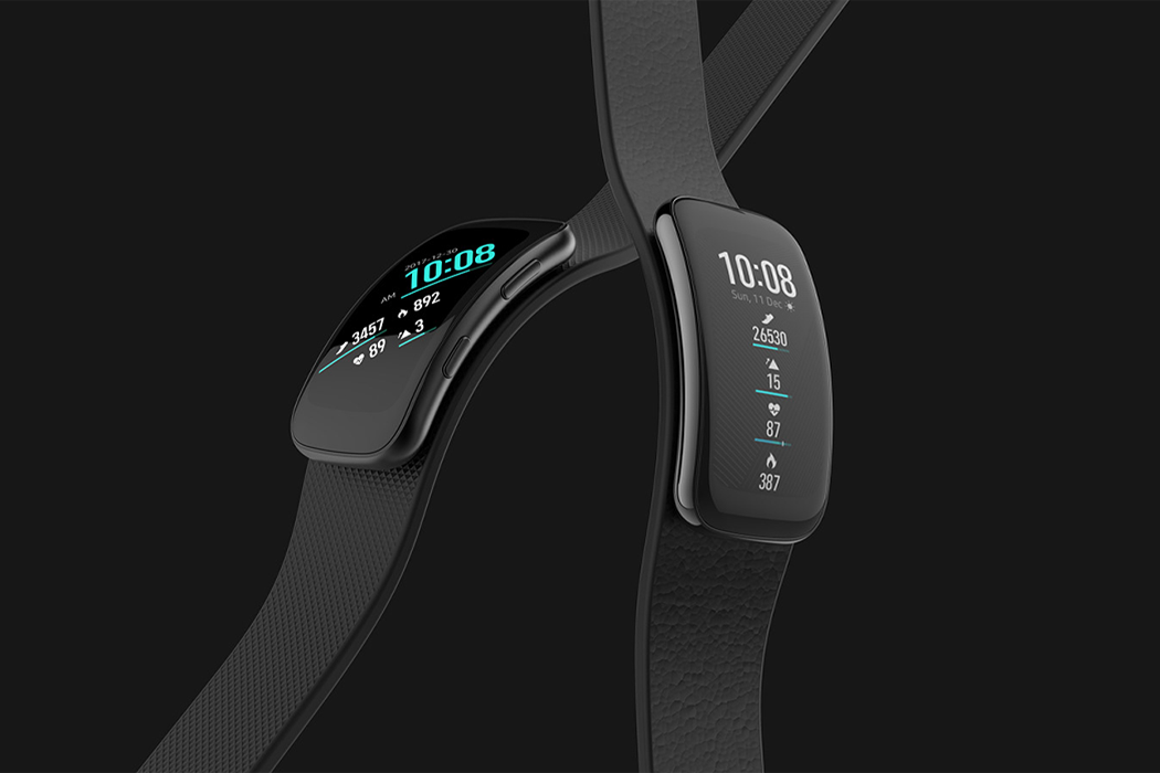 三星重新设计了一款与手腕相匹配的坦克外壳形状Galaxy智能手表---酷图编号19