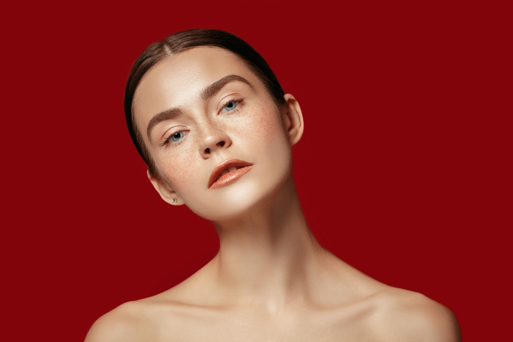 雀斑护肤品女郎图片