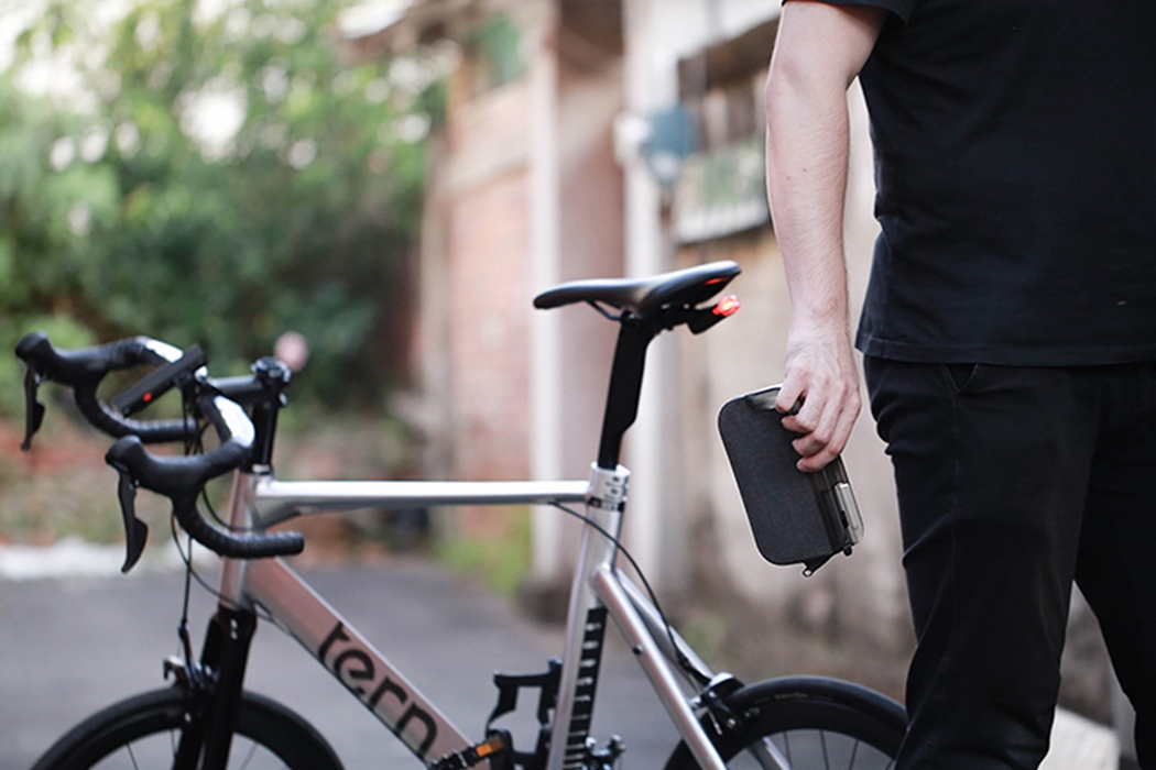 可容纳所有信号灯以确保骑行安全舒适的时尚可拆卸自行车包---酷图编号5