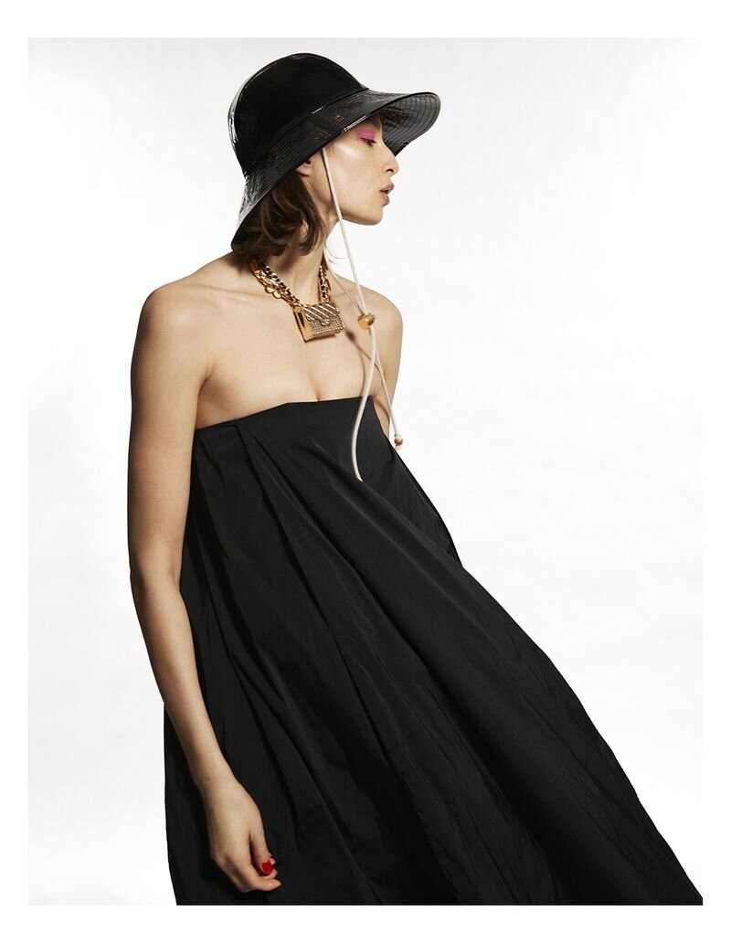 亚历山德拉·阿格斯顿-《 Vogue》杂志阿拉伯版---酷图编号3