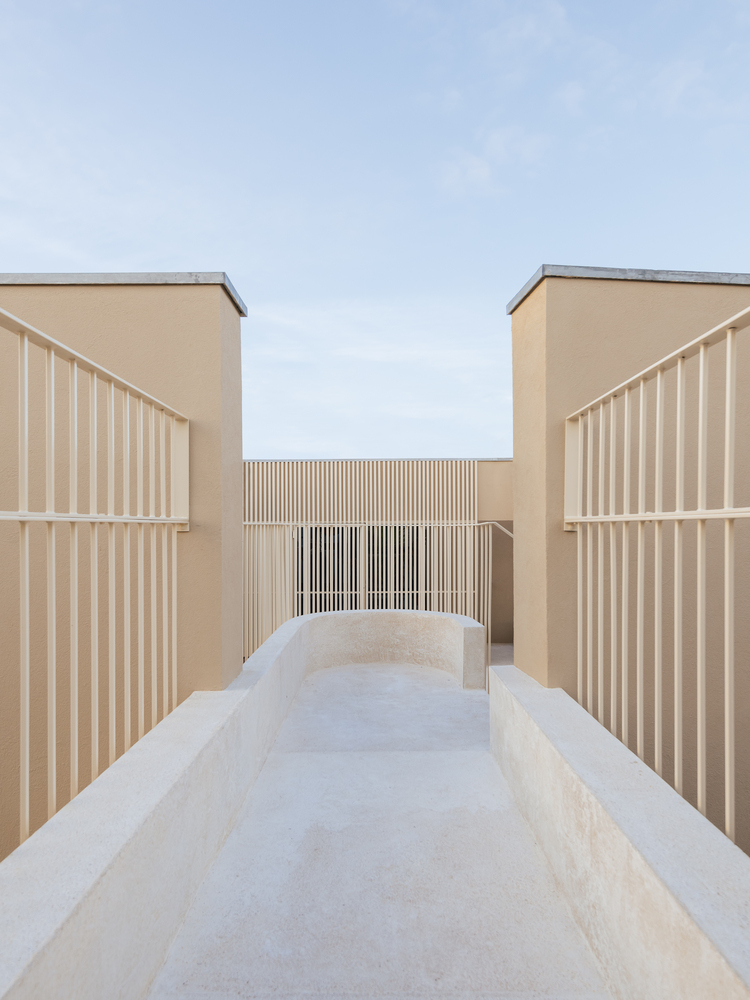 葡萄牙芥末325平米的玫瑰坊建筑---酷图编号18