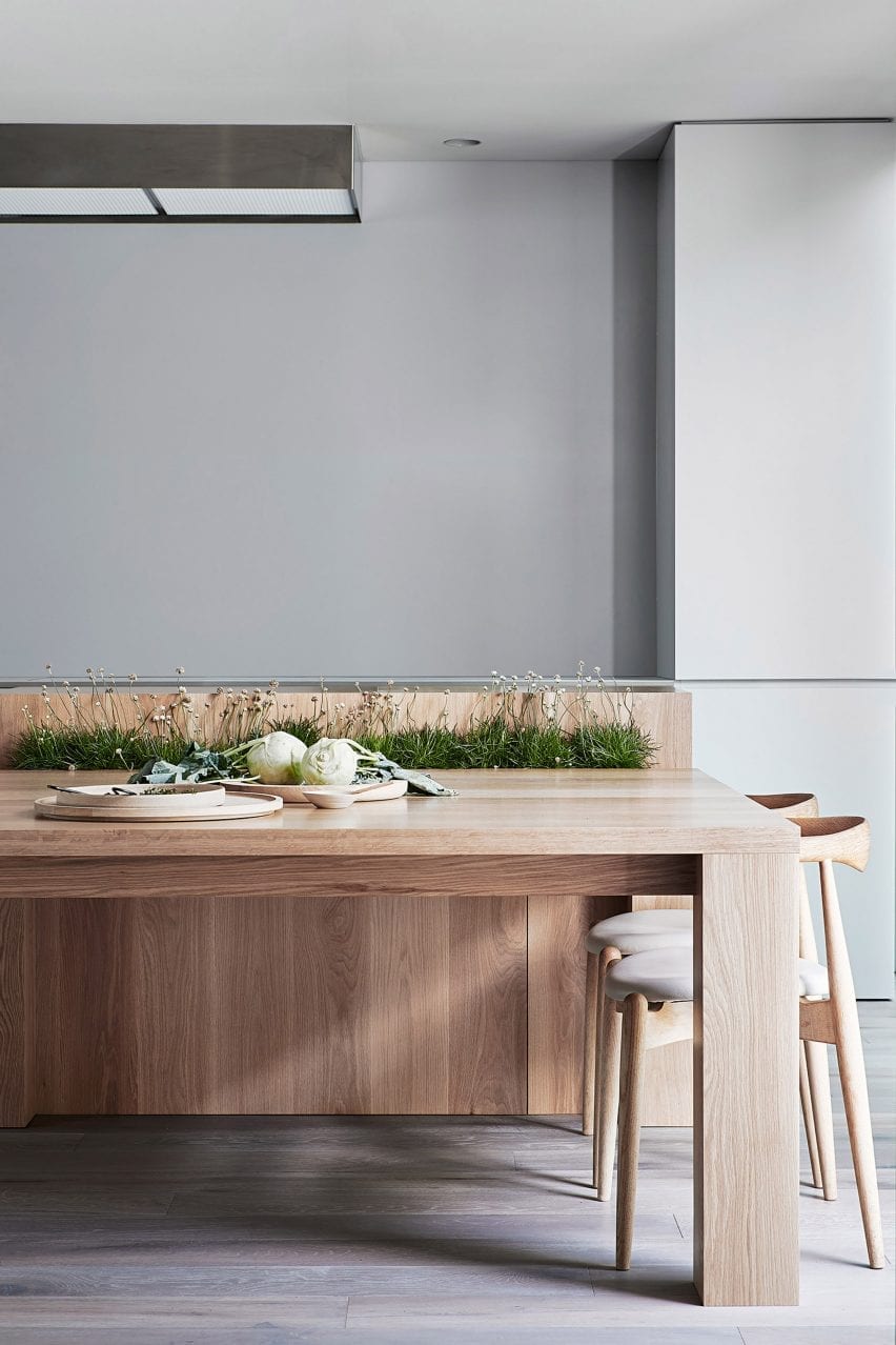 四号工作室在墨尔本开辟了 1970 年代的“黑暗和分隔”住宅---酷图编号4