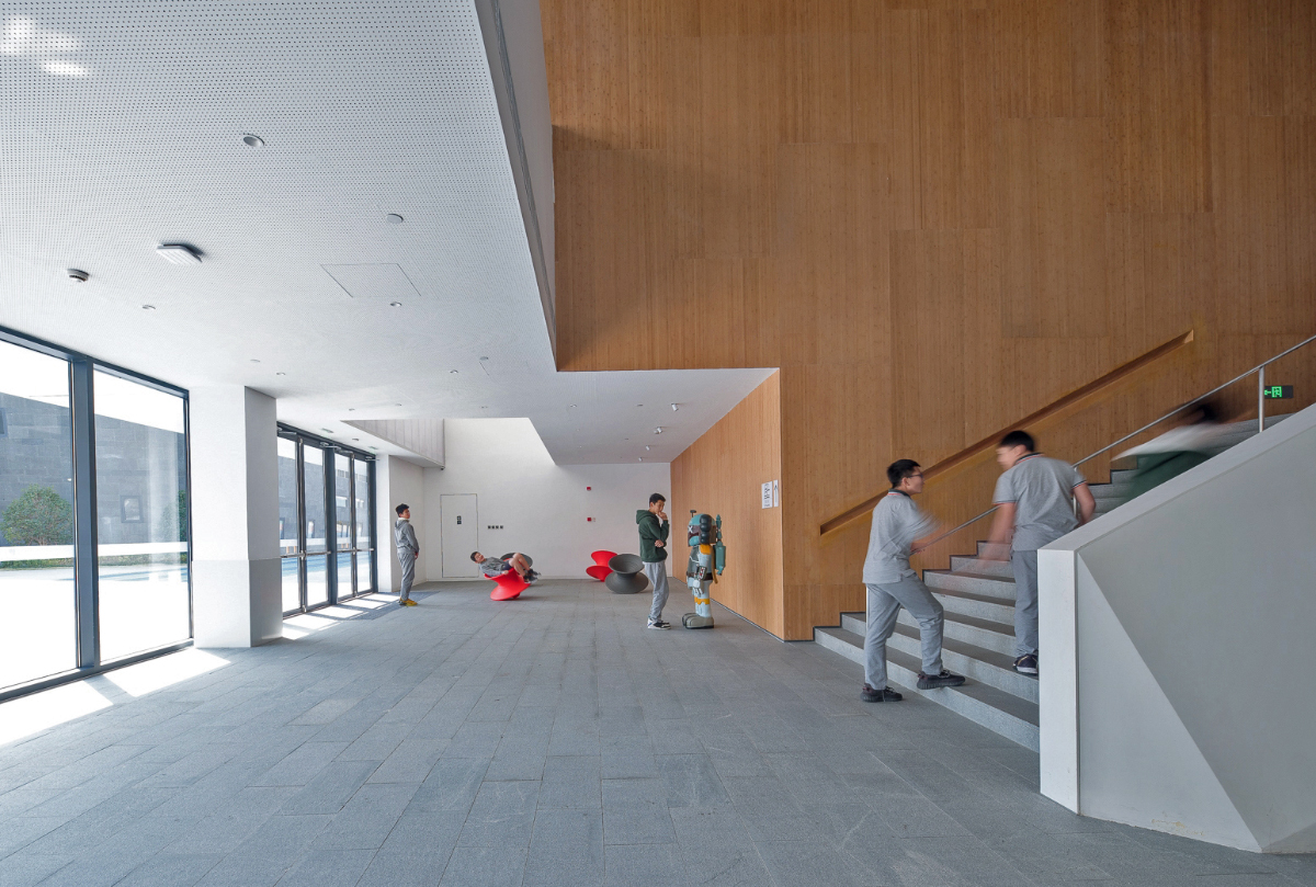 5690平米的上海青浦平和运动中心---酷图编号1353237