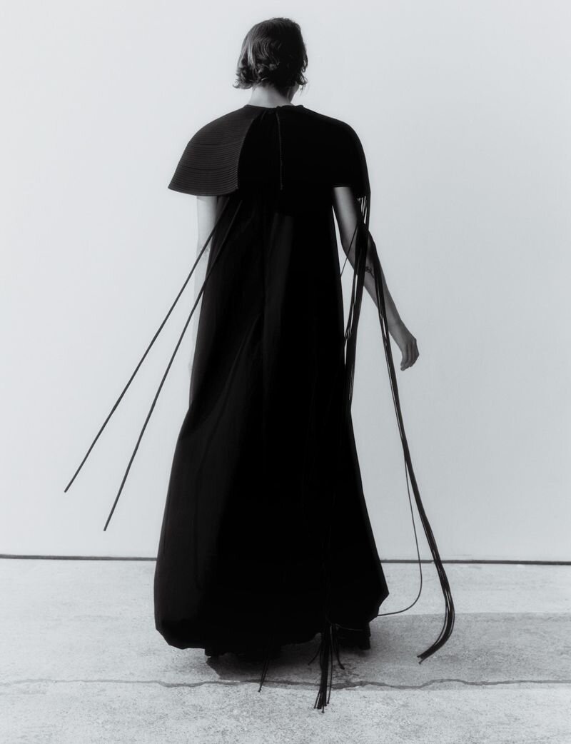 萨拉·布洛姆奎斯特-《Vogue》波兰-具有现代感的剪裁服装---酷图编号3