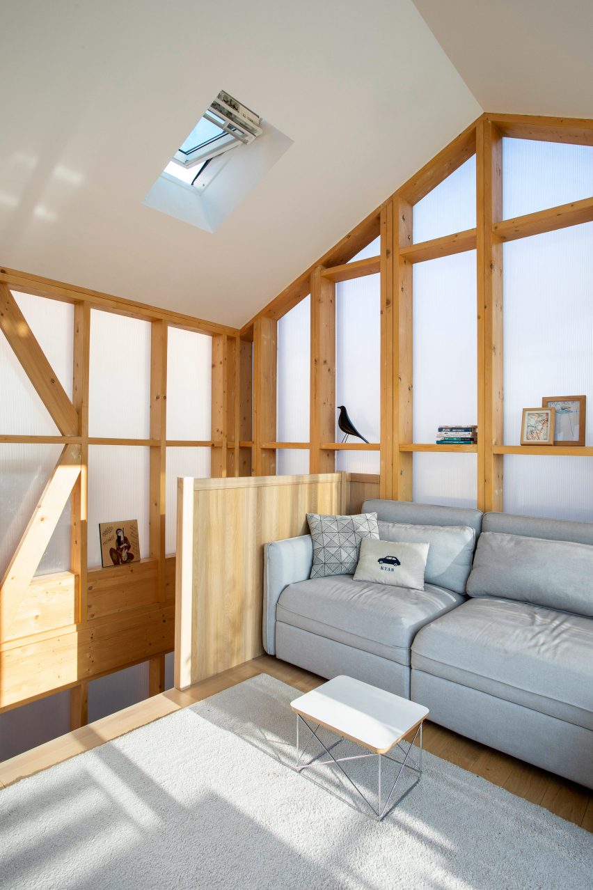 巴黎的家-用聚碳酸酯包覆的塔楼---酷图编号1356923