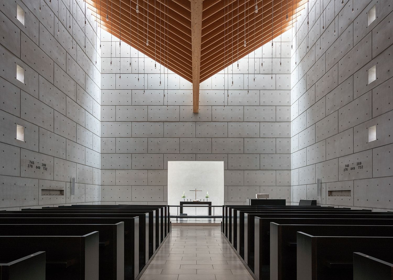 Enghøj Kirke英格教堂封面大图