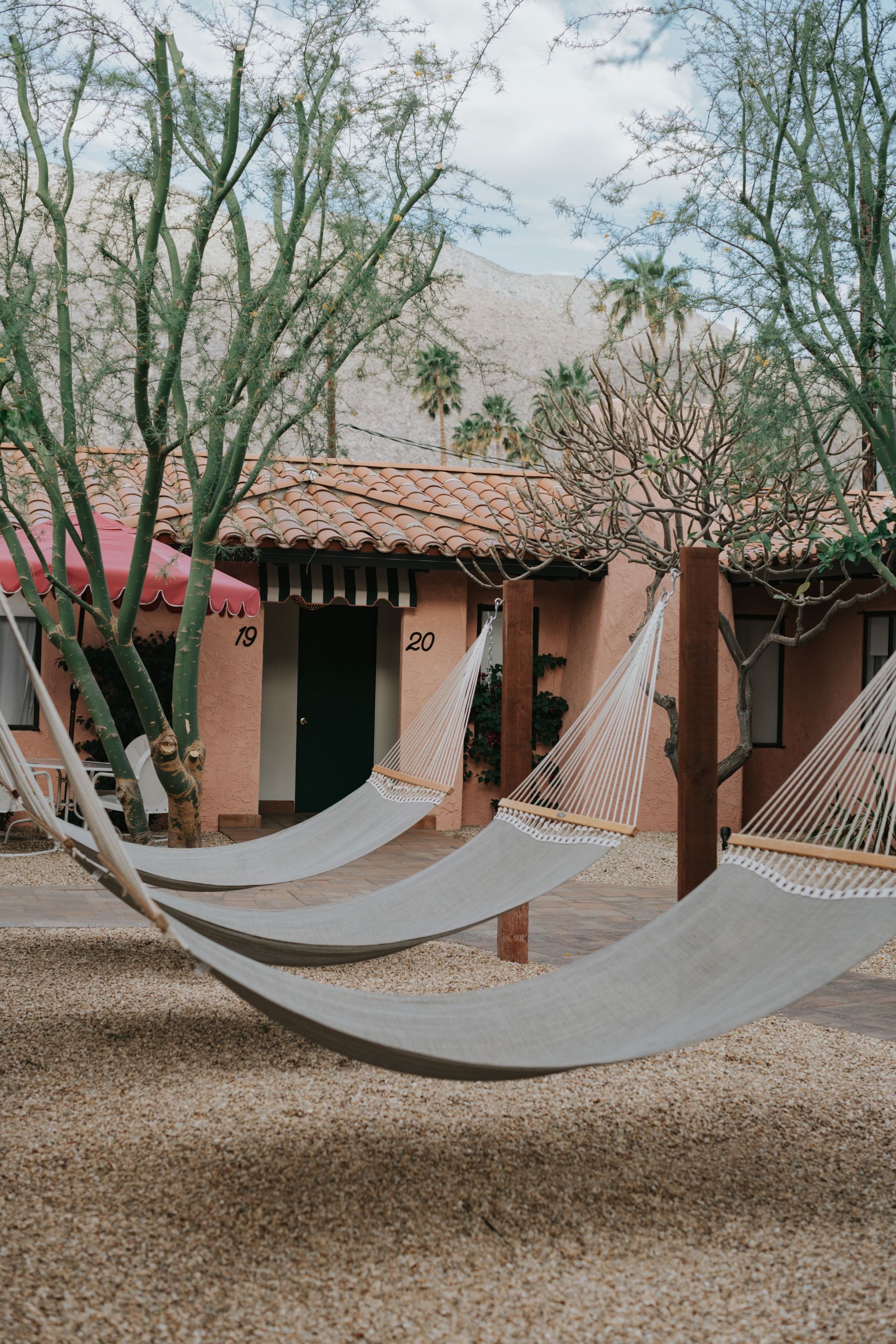 户外吊床图图片