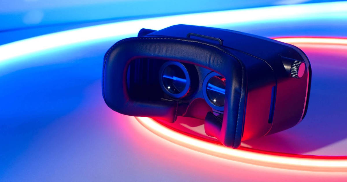 ROKID首次推出其第一款专门设计用于AR眼镜的手持控制器+控制台---酷图编号1