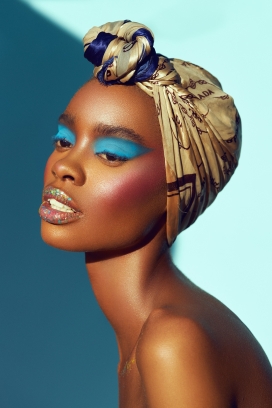 FUN时尚非洲彩妆女郎