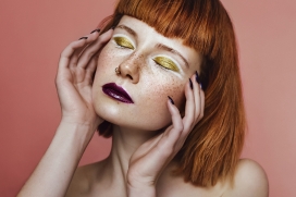 金发白眉女郎人像摄影欣赏