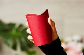 旨在减少外带咖啡产生塑料废物符合人体工程学的纸杯