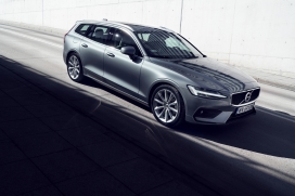 沃尔沃V60新款城市汽车