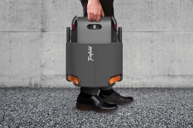 Taxie专为公共出租车甚至Uber设计的可折叠儿童安全座椅